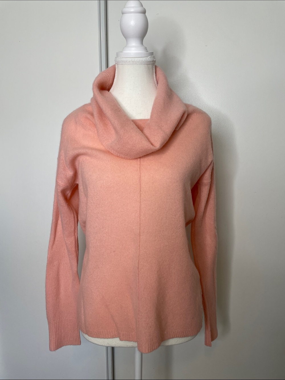 Deane & White Cashmere Cowl Neck Sweater M